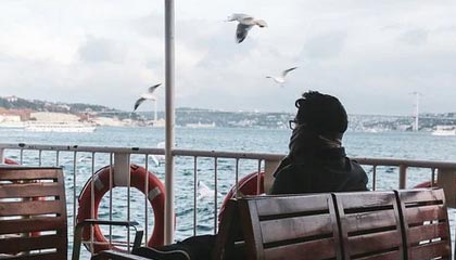 xingkong.com-最忙碌的人！Shams交易截止日前一天手机使用时间20小时11分钟